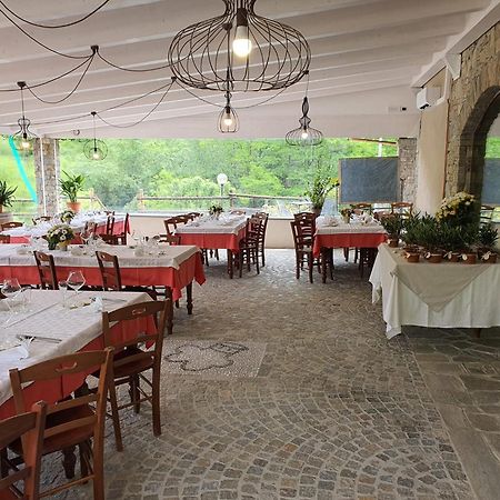 Agriturismo Cascina L'Arche Santo Stefano Belbo Exteriör bild