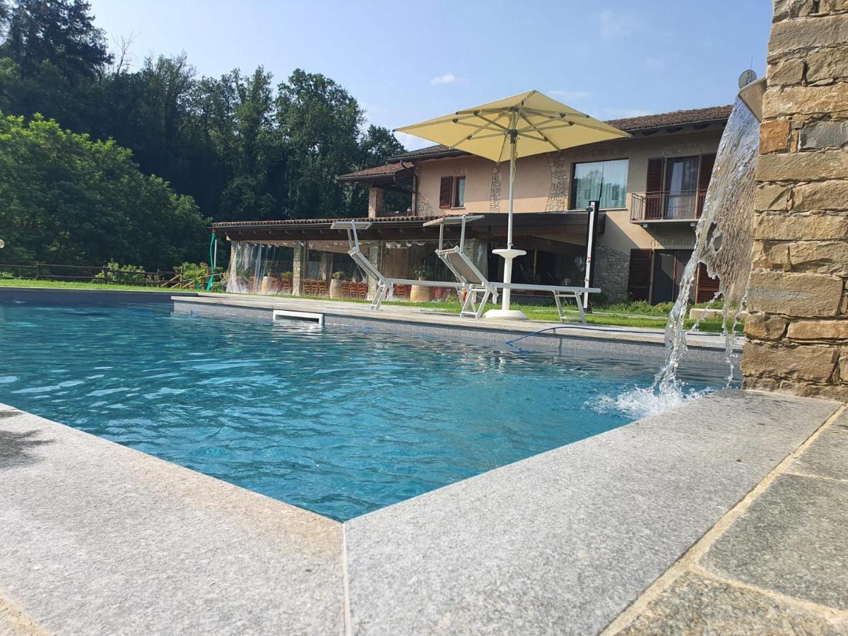 Agriturismo Cascina L'Arche Santo Stefano Belbo Exteriör bild