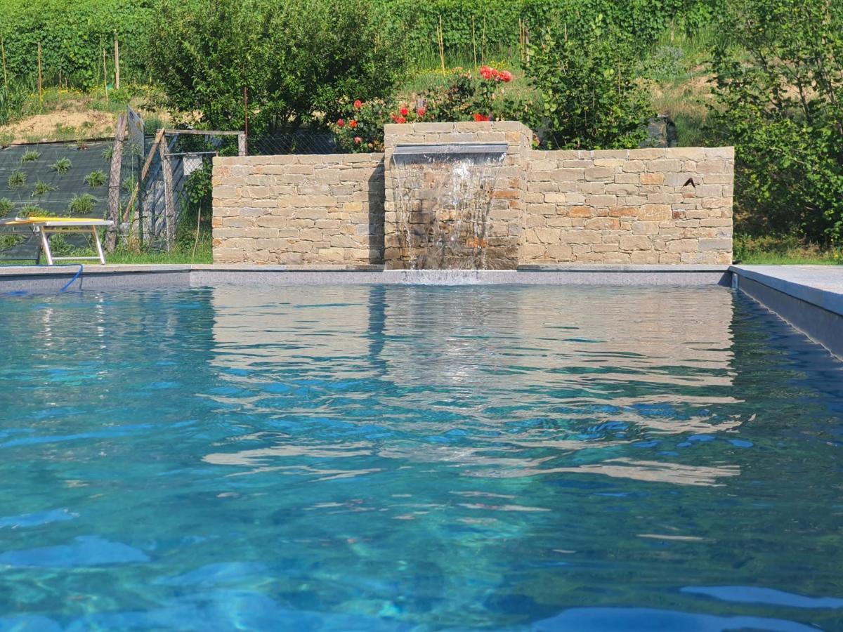 Agriturismo Cascina L'Arche Santo Stefano Belbo Exteriör bild